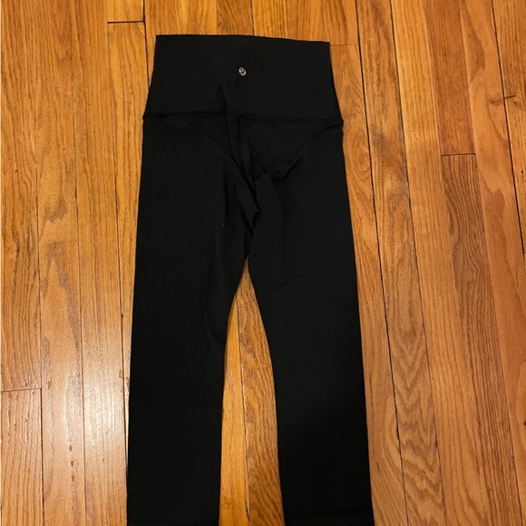 lululemon athletica Pants - Lululemon Black Wunder Under Cropped
